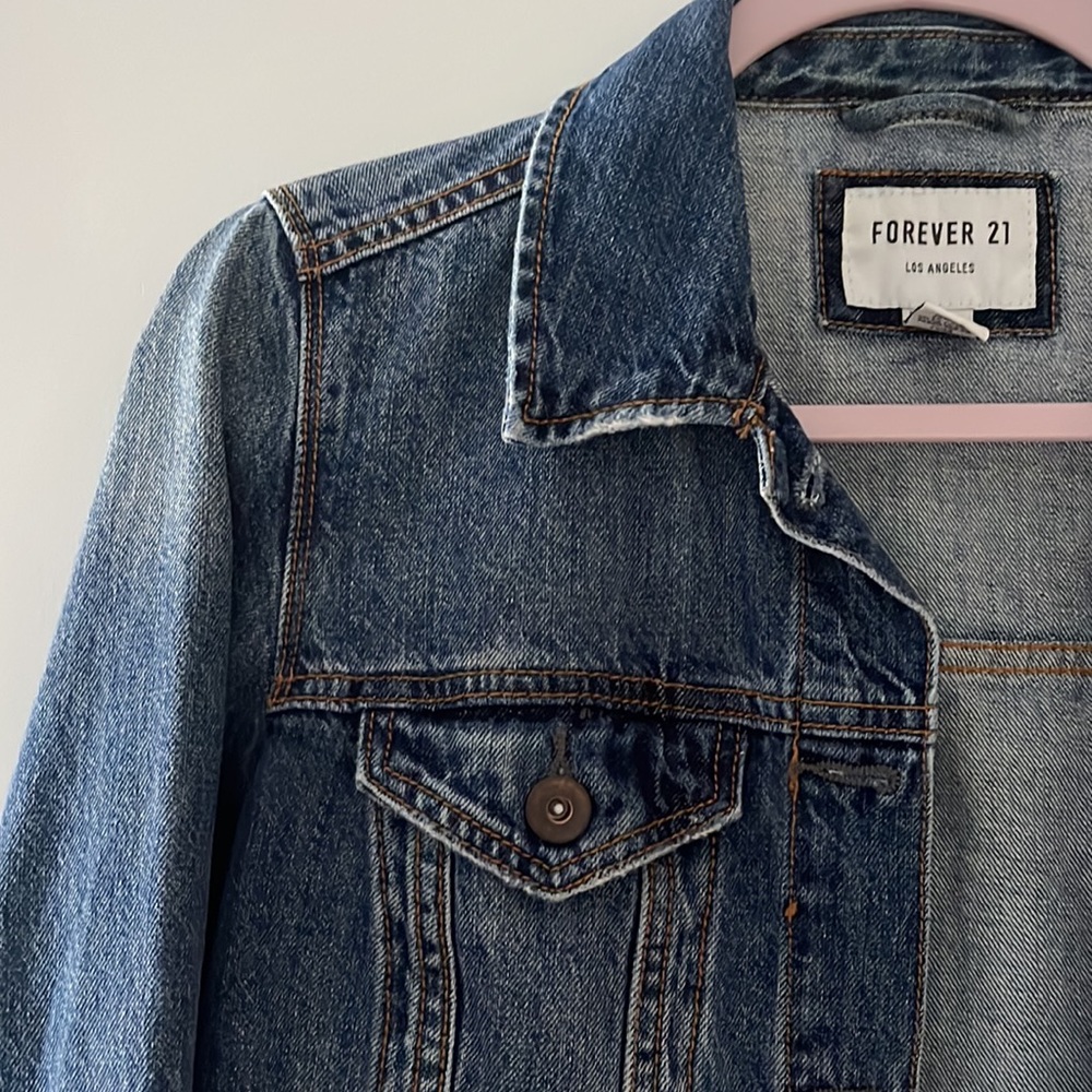 Jean jacket - Picture 2 of 3